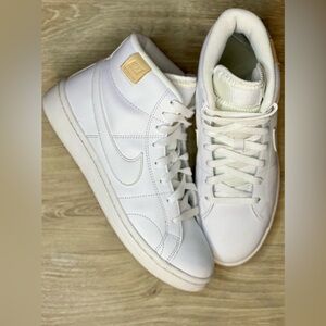 Nike Women’s Court Royals 2 Mid Sneaker Gym Shoes